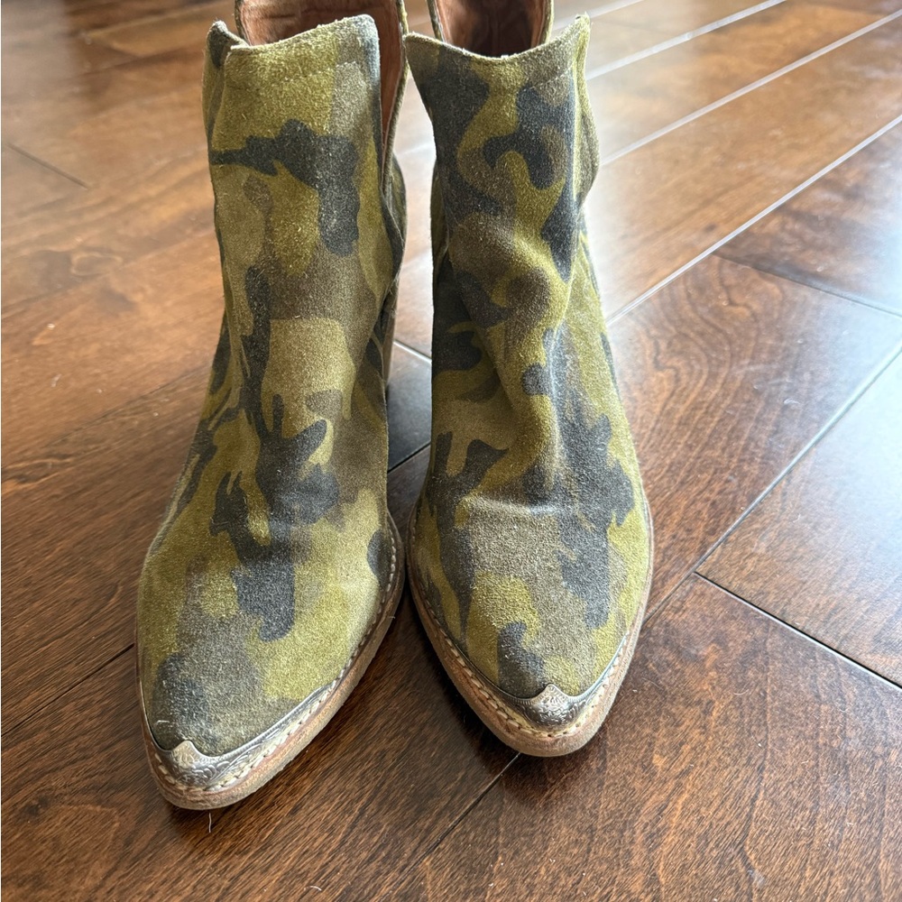 Jeffrey Campbell Camouflage Ankle Boots